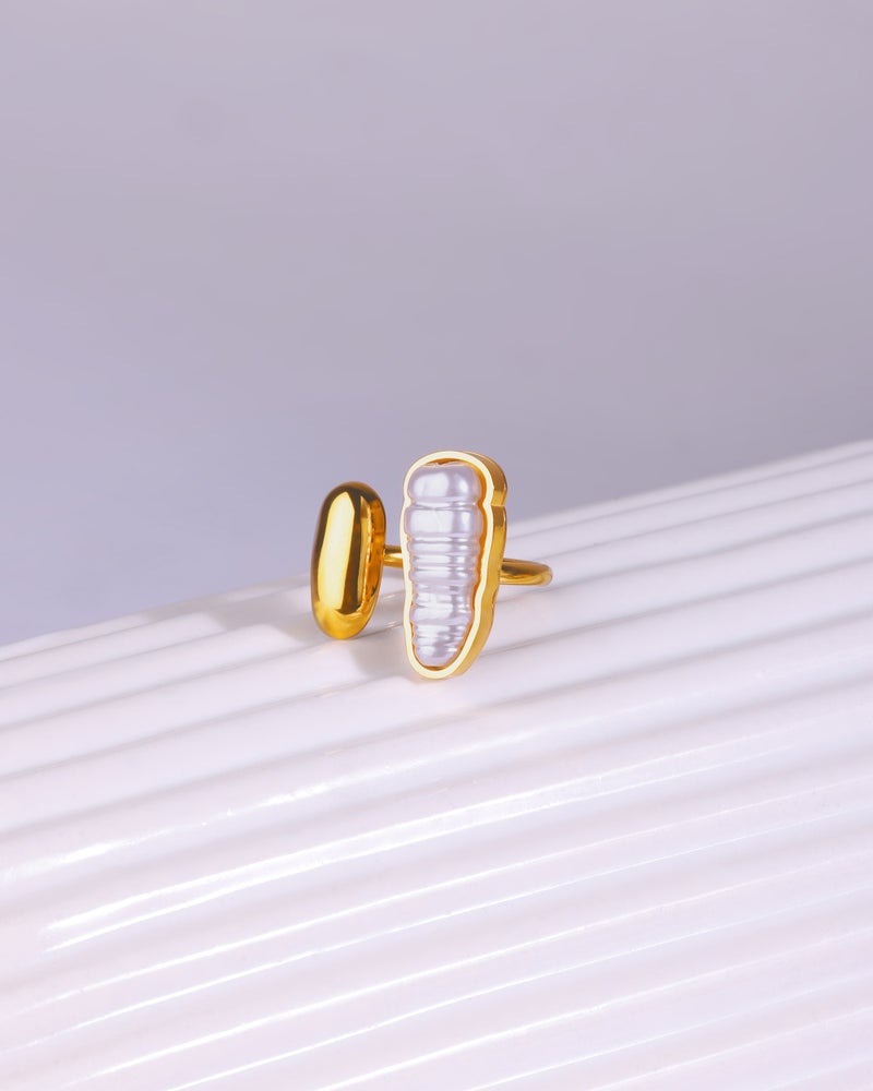 TAAHIRA Sydney Baroque Pearl Ring - Image 2